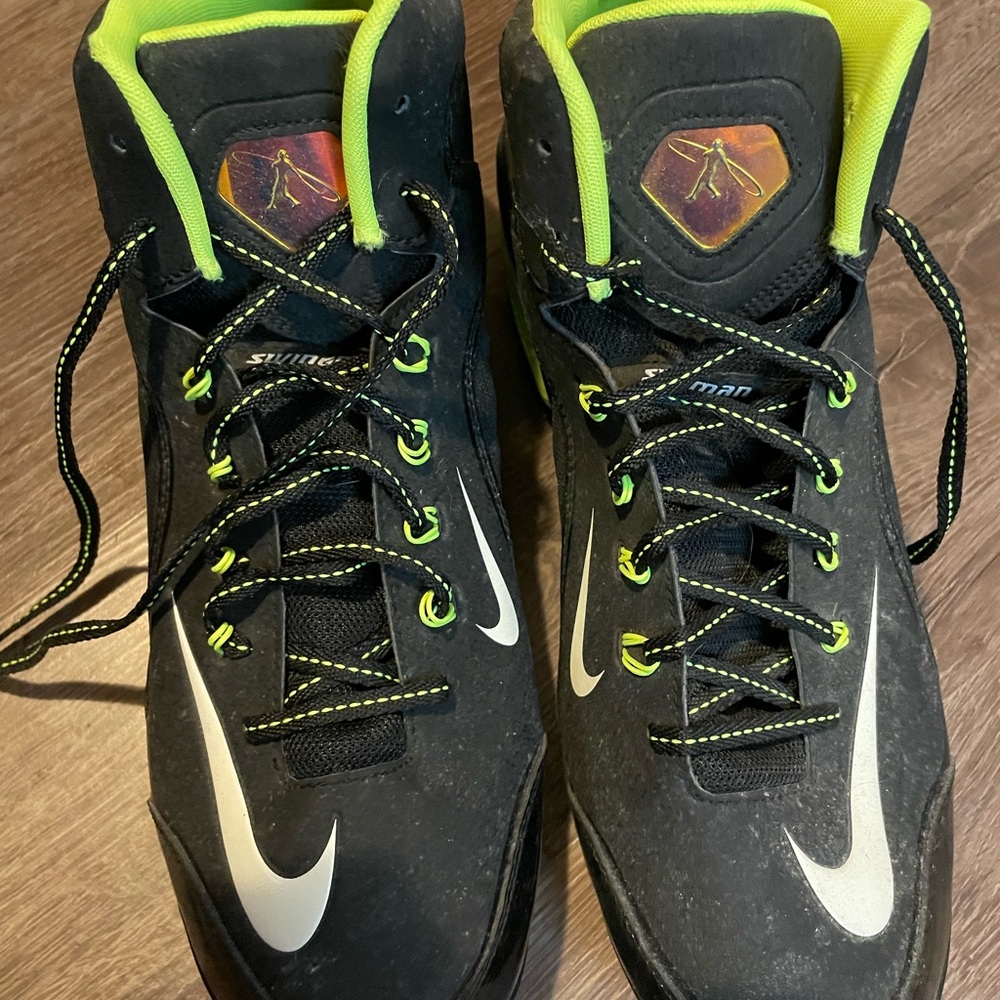 Nike Swingman Cleats